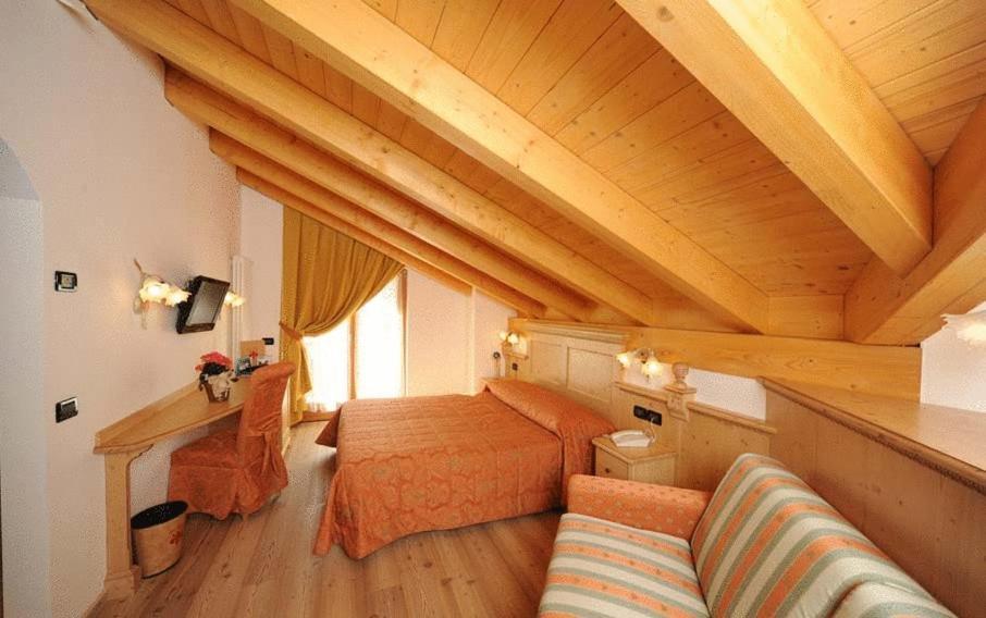Residence Garni Il Giglio コンメッツァドゥーラ 部屋 写真