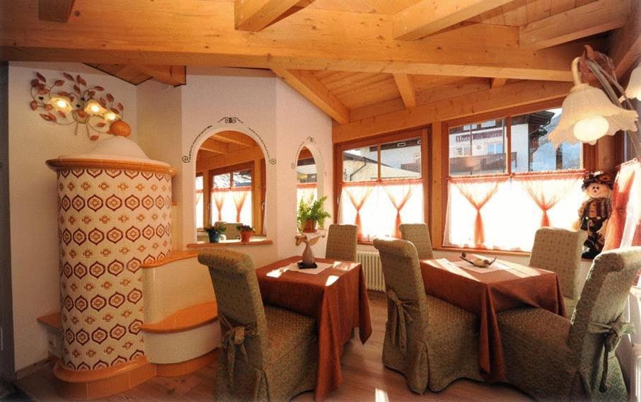 Residence Garni Il Giglio コンメッツァドゥーラ エクステリア 写真