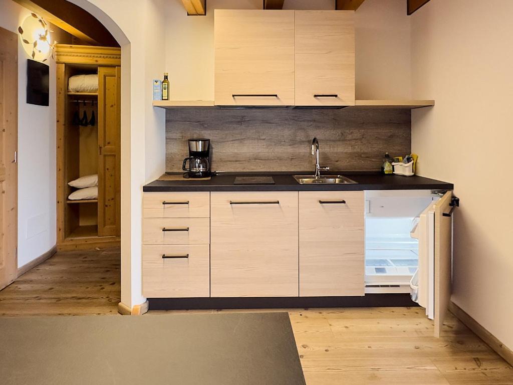 Residence Garni Il Giglio コンメッツァドゥーラ エクステリア 写真