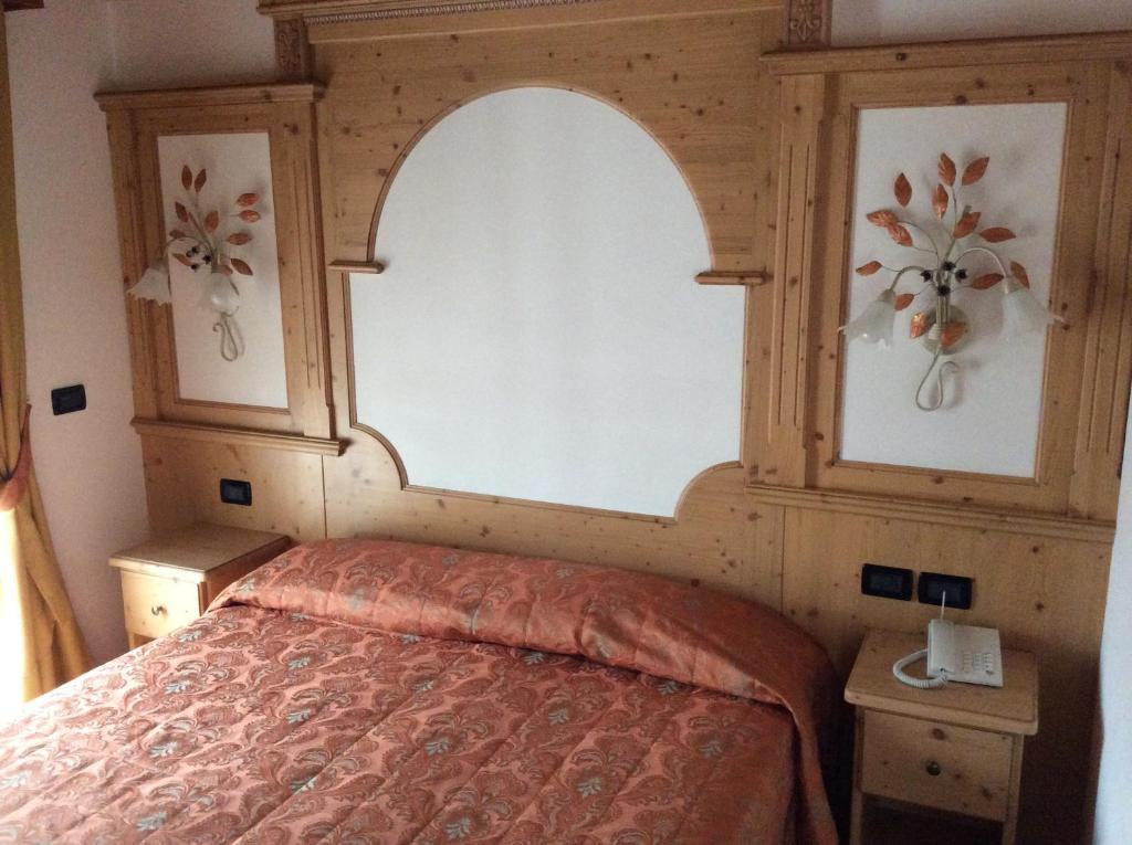 Residence Garni Il Giglio コンメッツァドゥーラ 部屋 写真